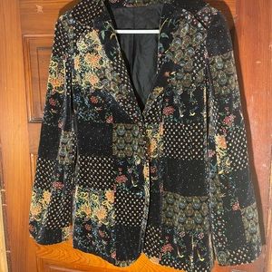 Gorgeous velvet boho button up jacket.